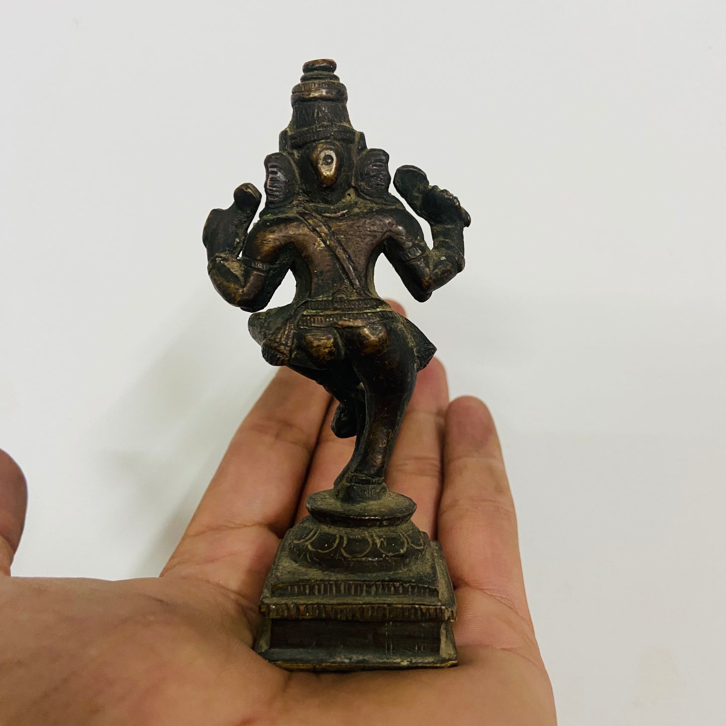 Small size Narthana Ganesha made of Brass
