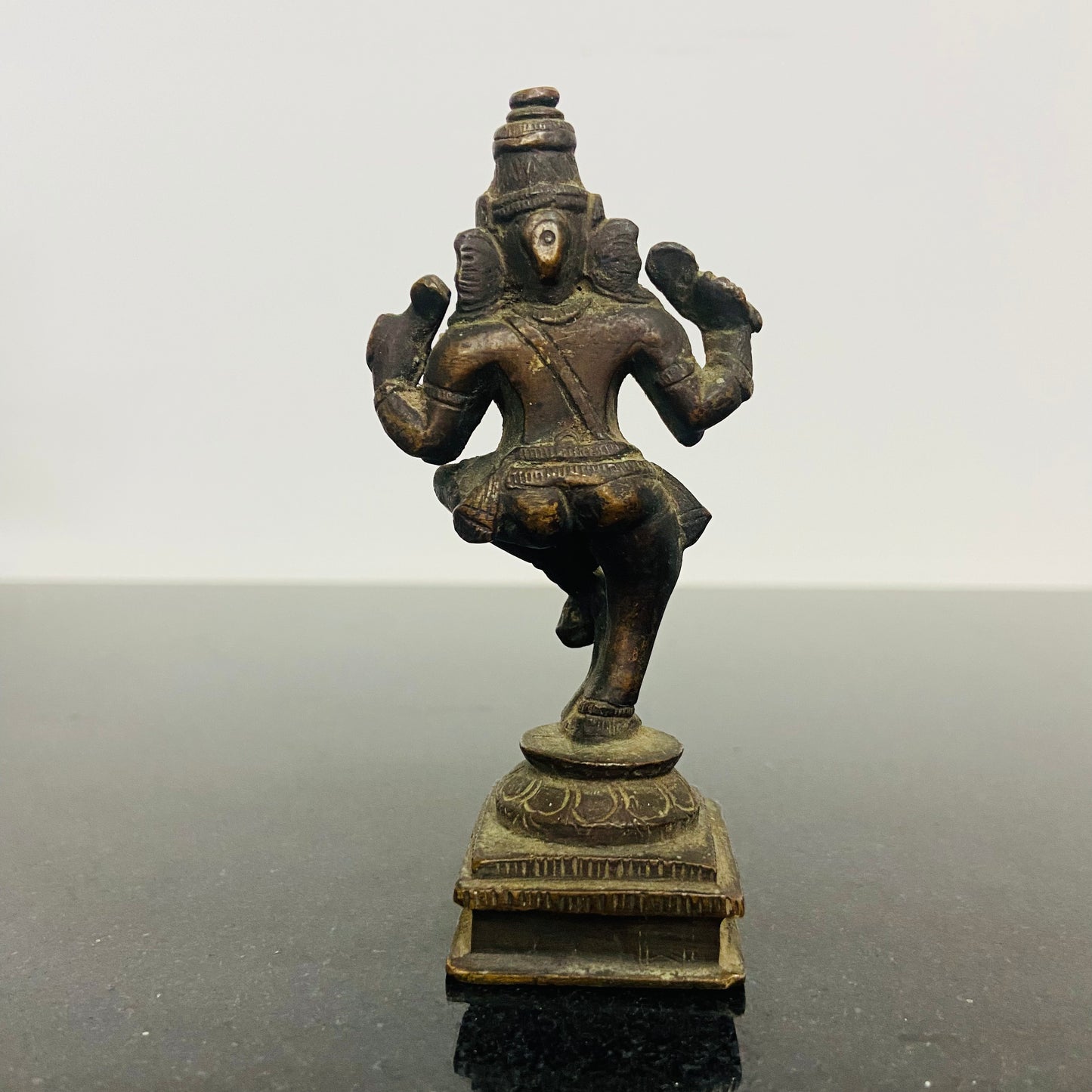 Small size Narthana Ganesha made of Brass