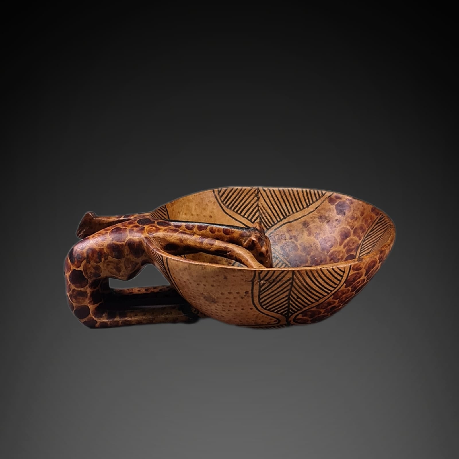 Very Beautiful Giraffe Bowl, Home Decor, Decor, Wooden Decor, Handmade, Handicraft - KhatiJi